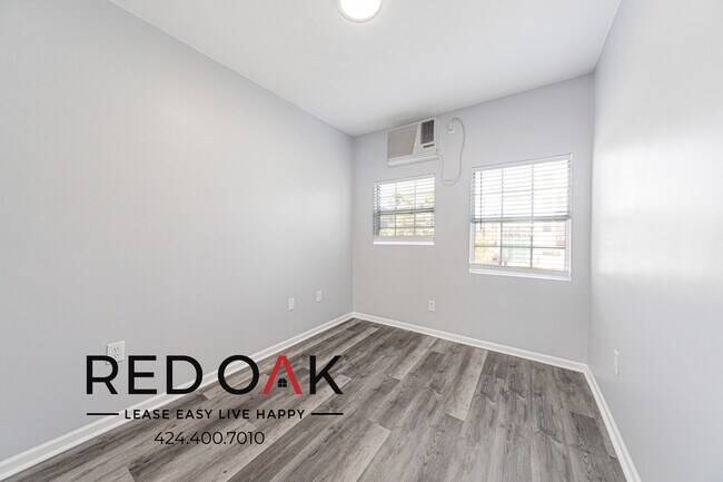 Foto del edificio - 1032-1036 S Normandie Ave-1032-202