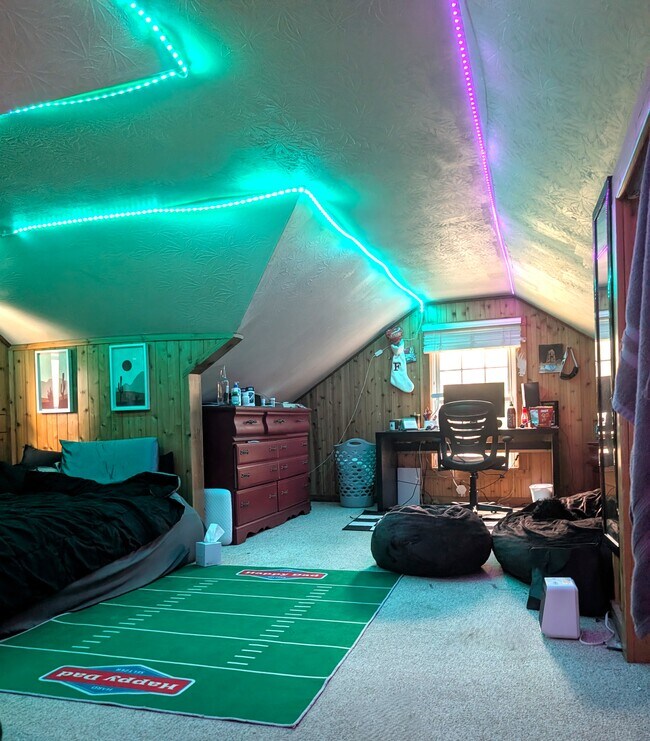 Foto del edificio - 624 Vine St