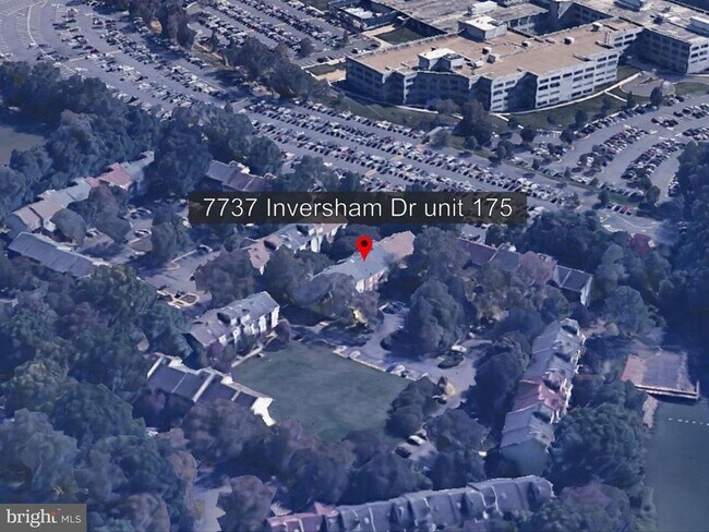 Foto del edificio - 7737 Inversham Dr