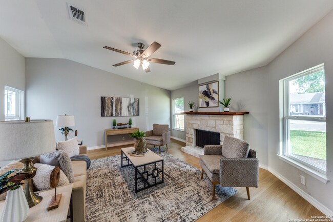 Foto del edificio - 9574 Autumn Shade