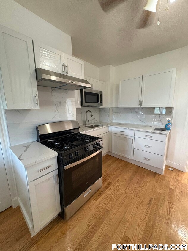 Primary Photo - 200 Highland St