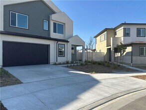 Building Photo - 27824 Marquee Dr