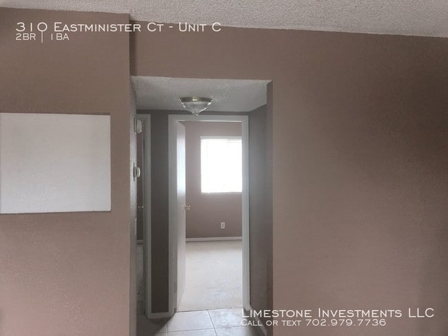 Building Photo - Heart of Henderson 2 Bedroom