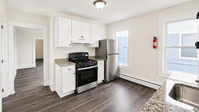 Building Photo - 50 Parker Ave