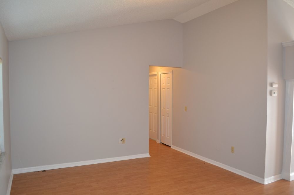 Primary Photo - Lovely 3 Bedroom 2 Bath Deltona Lakes Home