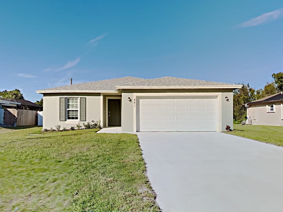 Foto principal - 881 SE Carnival Avenue