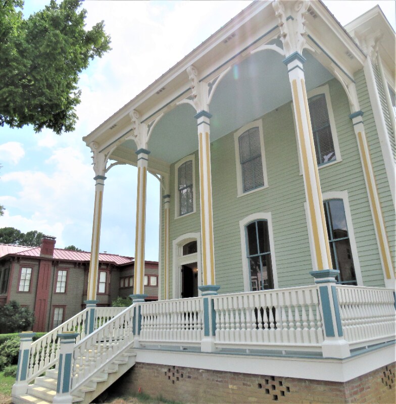 Foto principal - 904 Scott St