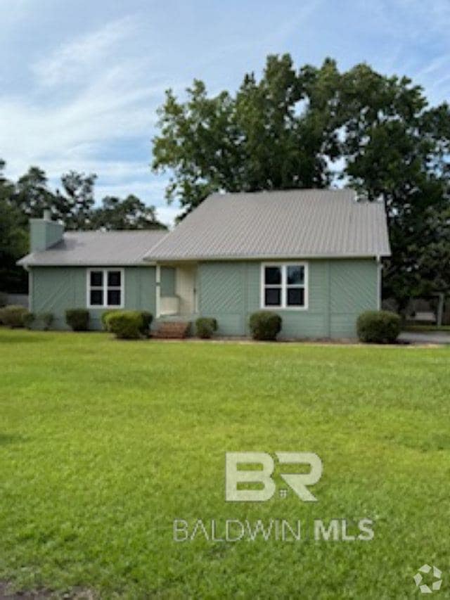 Building Photo - 420 Camelia Cir
