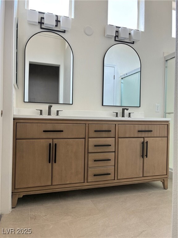 Foto del edificio - 2348 Rumriver St