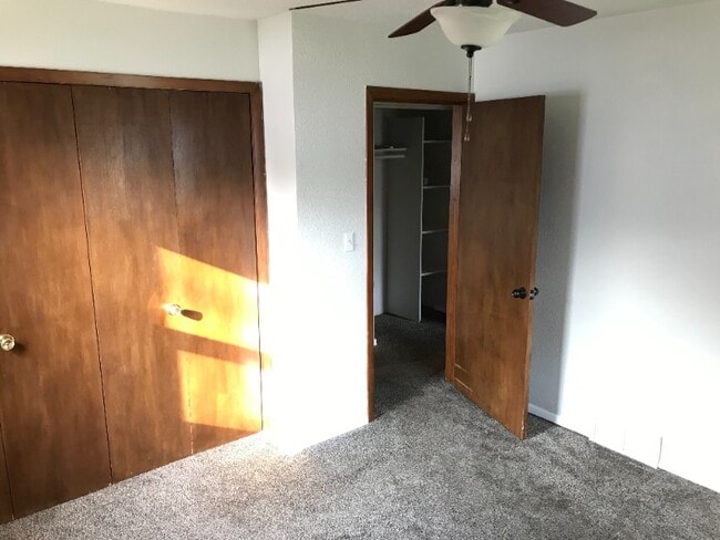 Foto del edificio - 2909 E Claudette Dr