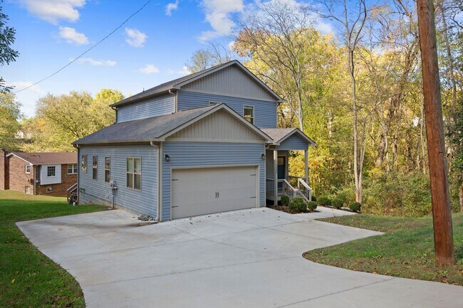 Foto del edificio - Move-In Special Available! Beautiful 4BR Home with Finished Basement