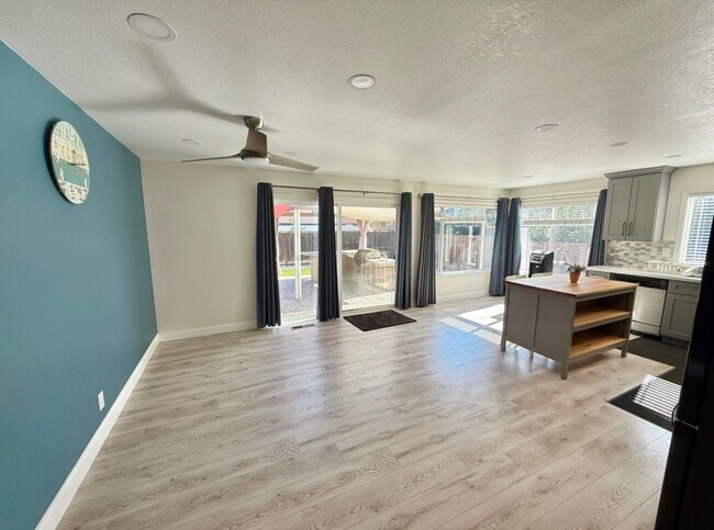 Foto del edificio - Quiet Cul de Sac Home in Gilroy