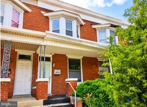 Building Photo - 2172 Brookwood St