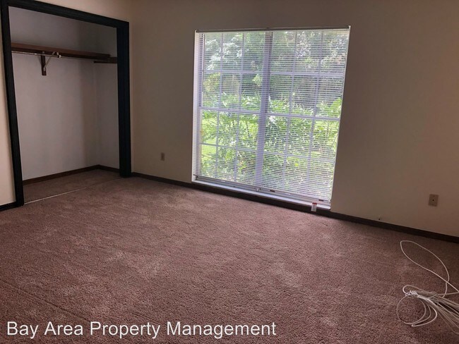 Building Photo - 3 br, 2 bath House - 718 Brooker Rd.