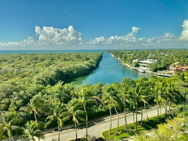 Foto principal - 1121 Crandon Blvd