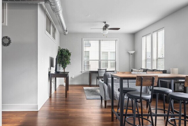 Foto del edificio - 235 S Delaware St