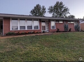 Building Photo - 2830 Flintwood Dr