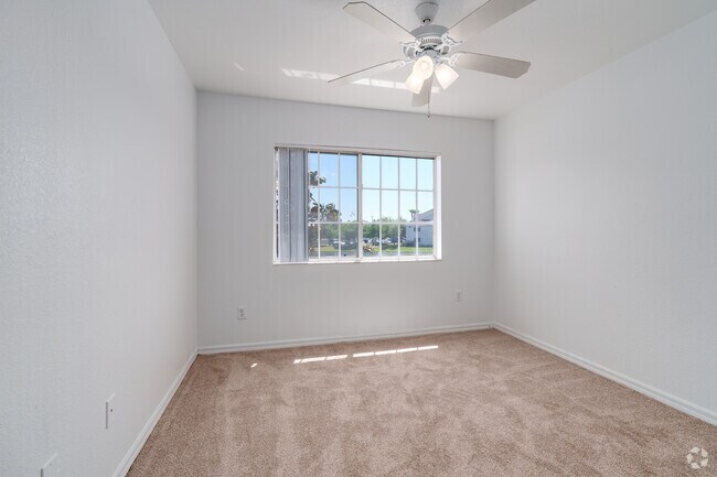 Catalina- 3BR, 2BA - 1151SF - Bedroom - Mission Bay Apartments