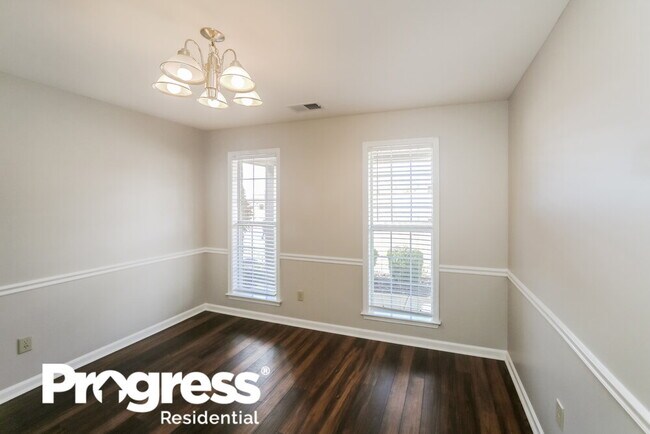 Foto del edificio - 120 Brookwood Cir
