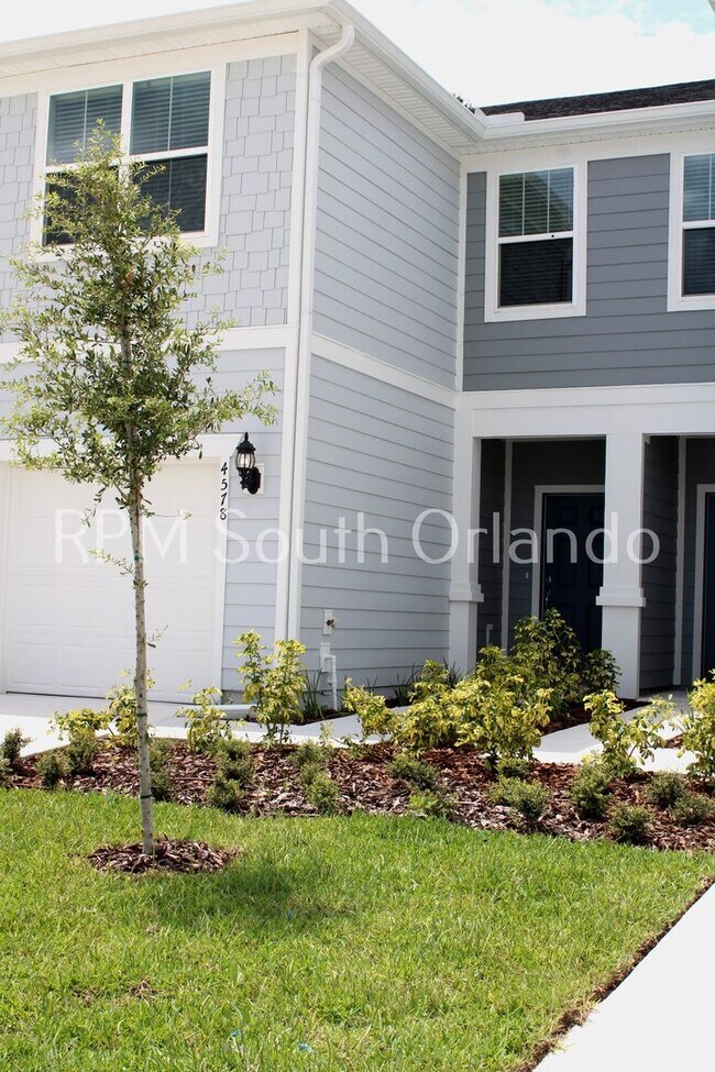 Foto del edificio - Move In ASAP!! - Brand New 3 bedroom 2.5 bath Townhouse for rent in Kissimmee, FL.