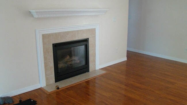 Foto del edificio - 1507 Anny Dr W