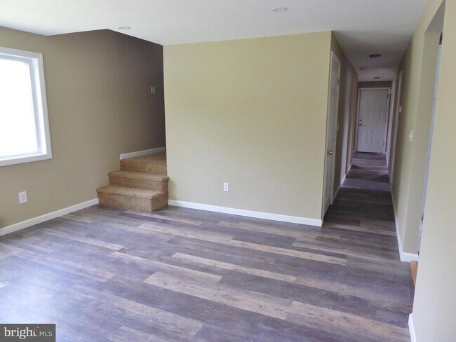 Building Photo - 3311 Cedarville Rd