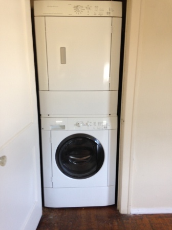 Washer/Dryer - 232 Reay Aly