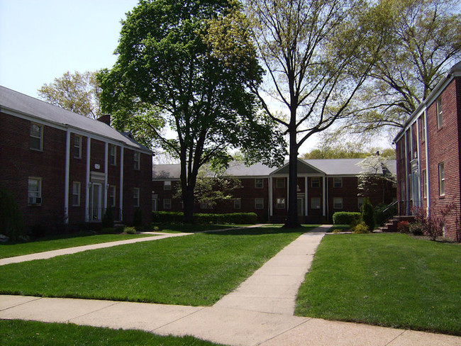 Foto del edificio - Plainfield Village