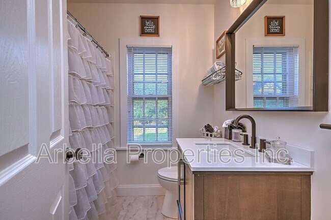 Foto del edificio - 724 Holston St