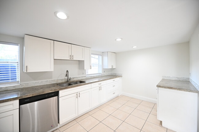 Photo - 2507 N 66th Ave House