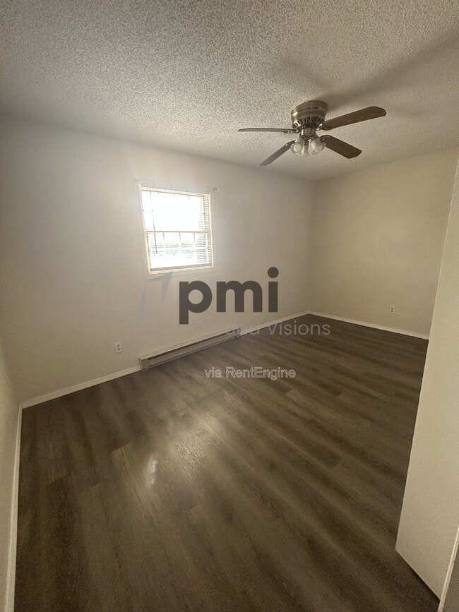 Foto del edificio - 24 W Buchanan Ave