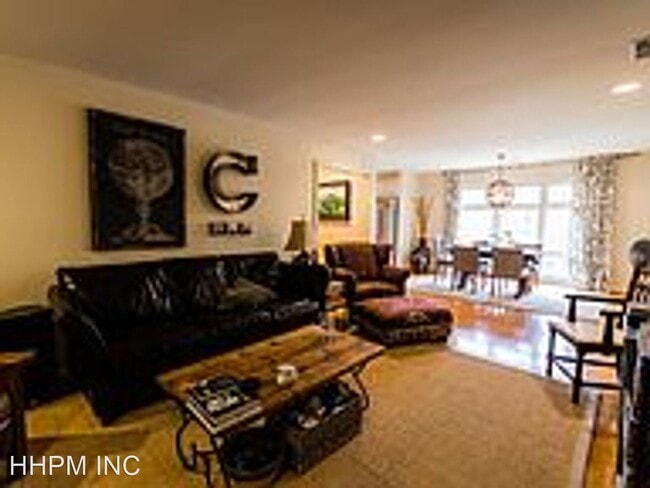Building Photo - 5 br, 3 bath House - 528 Cumberland St