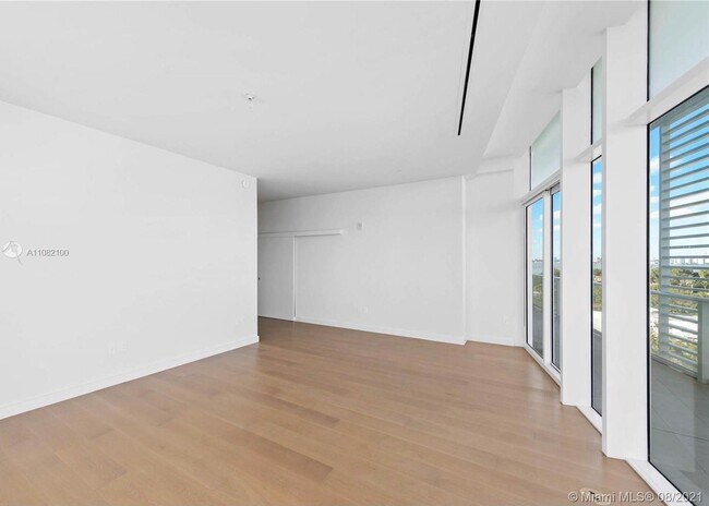 Foto del edificio - 4701 N Meridian Ave