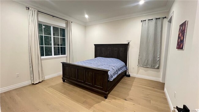 Building Photo - 2830 E California Blvd