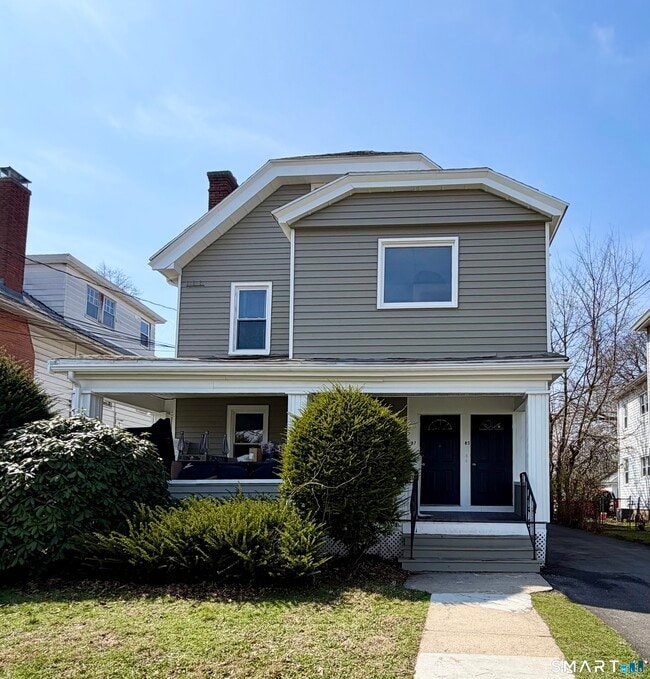 Building Photo - 85 Maplewood Ave