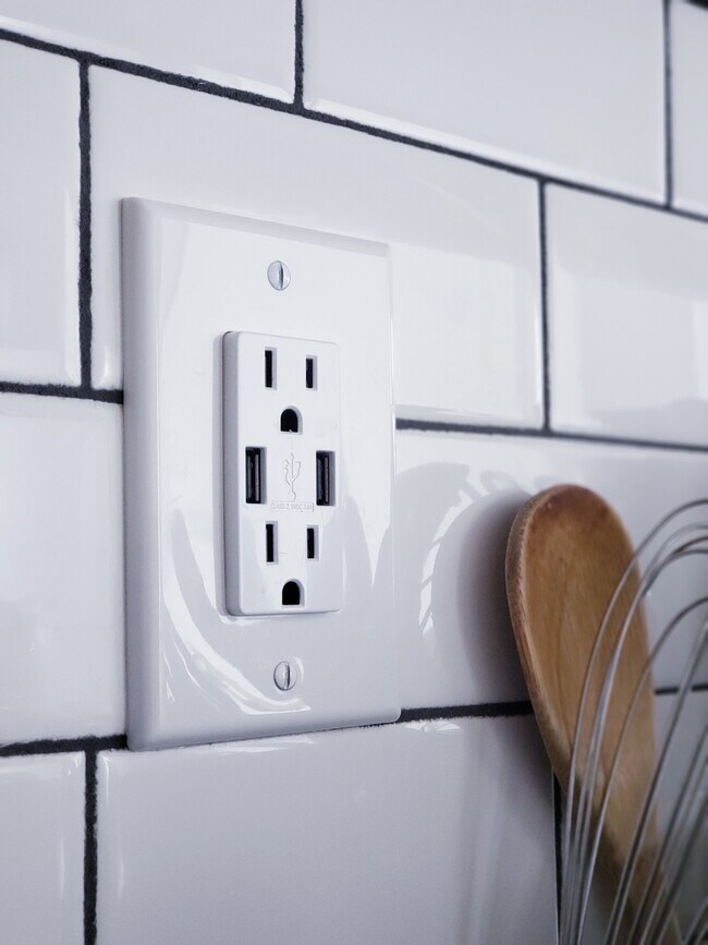 USB Charging Ports - 2439A S Austin St