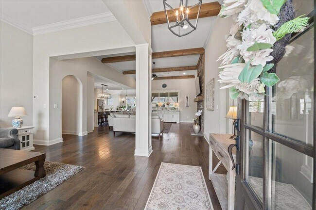 Building Photo - 4741 Carousel Ln