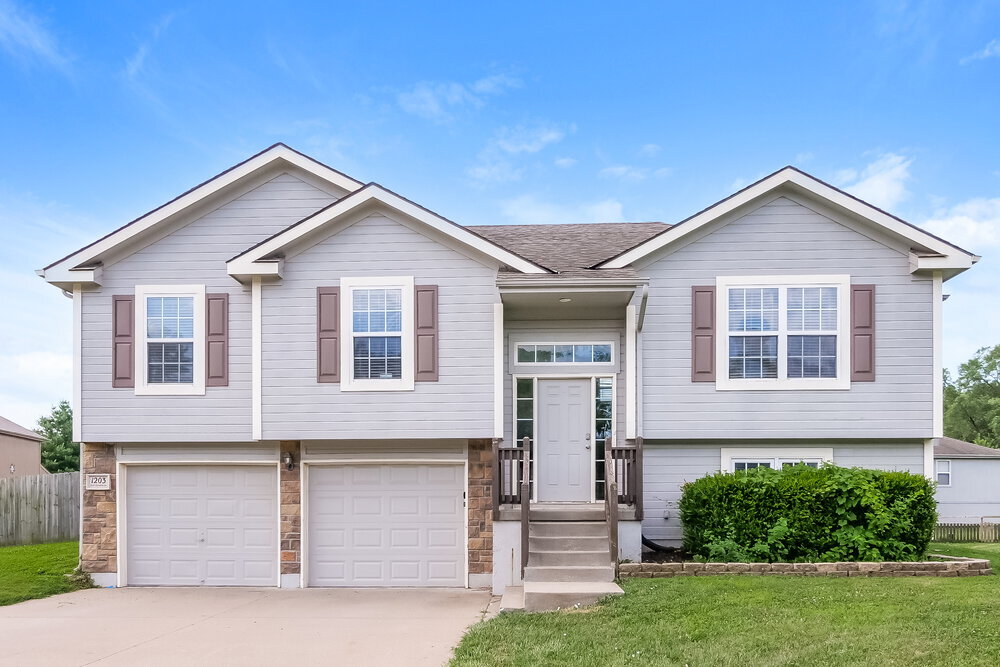 Foto principal - 1203 Fall Meadow Ln