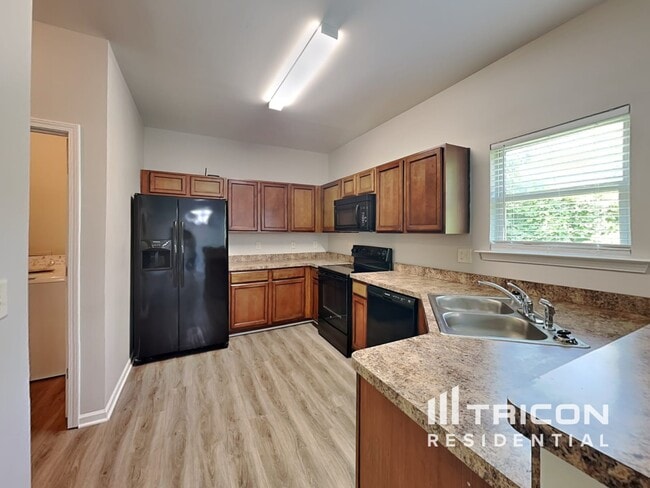 Building Photo - 55 Wyndham Ct