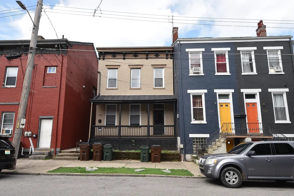 Foto principal - 746 Columbia St