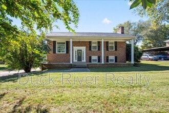 Building Photo - 209 Hampton Rd