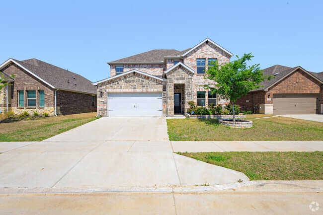 Front View - 2104 Bellatrix Dr