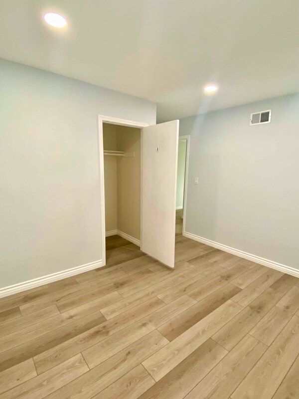 Foto principal - 2304 E Virginia Ave