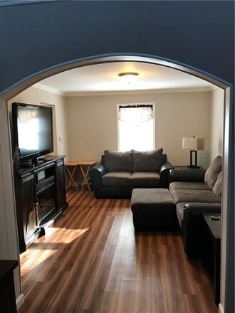 Building Photo - 46 Lantana Way