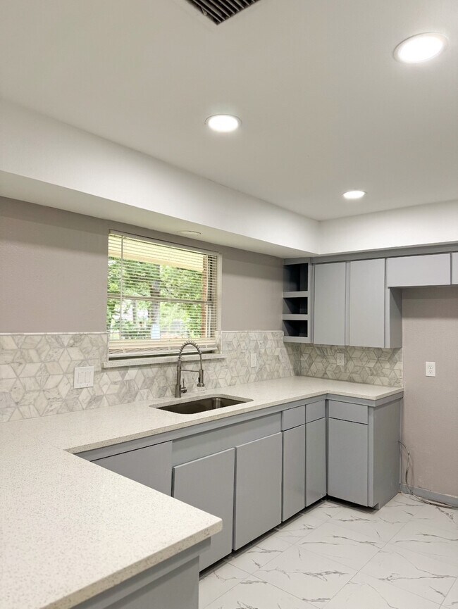 Foto del edificio - 17903 Wild Oak Dr