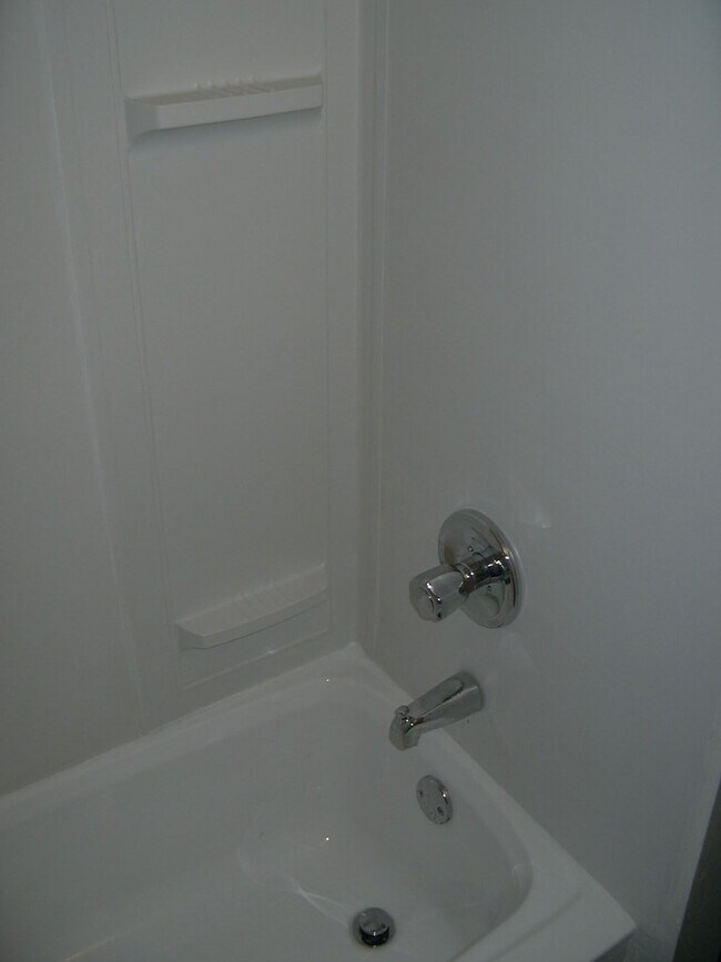 Foto del edificio - 1800 S Westmoreland Dr