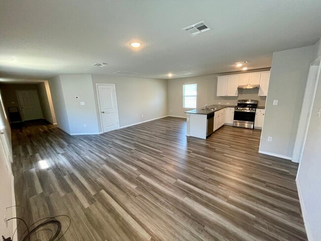 Building Photo - 4219 Volcano Way