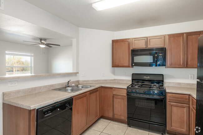 2BR, 2BA - 900SF - Kitchen - Spanish Villas