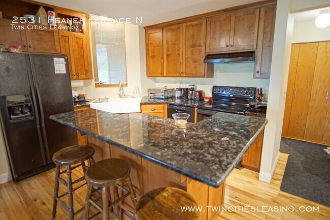 Building Photo - 2531 Heaner Terrace N