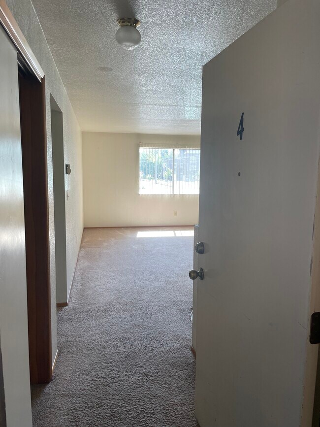 Foto del edificio - 1463 NW Jackson Ave